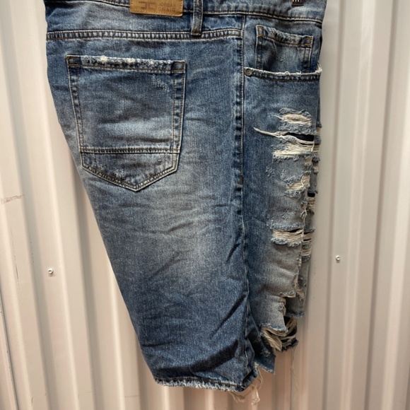 Jordan Craig - Picture 4 of 7